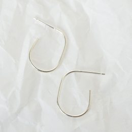 Delicate Oval Hoops - Ovale Ohrring aus recyceltem Silber