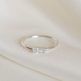 Rectangle Gemstone Ring aus recyceltem Silber